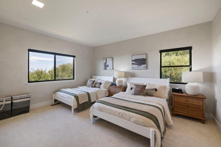 Monterey Bay Recovery House 6