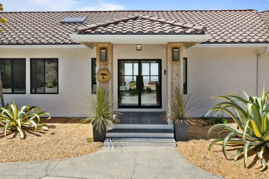 Calm residential setting in a coastal environment